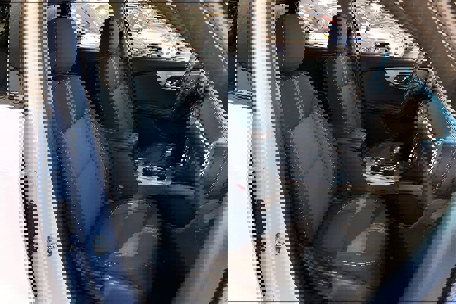 Used 2023 Chevrolet Blazer LT image 7