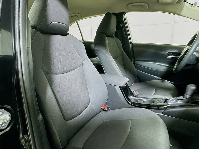 Used 2021 Toyota Corolla LE w/ Carpet Mat Package (TMS) FWD image 27