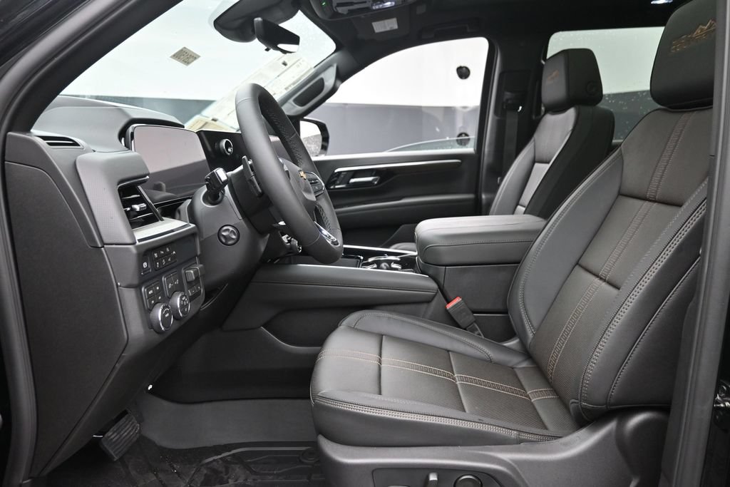 New 2026 Chevrolet Tahoe High Country w/ Sun And Tow Package AWD/4WD image 16