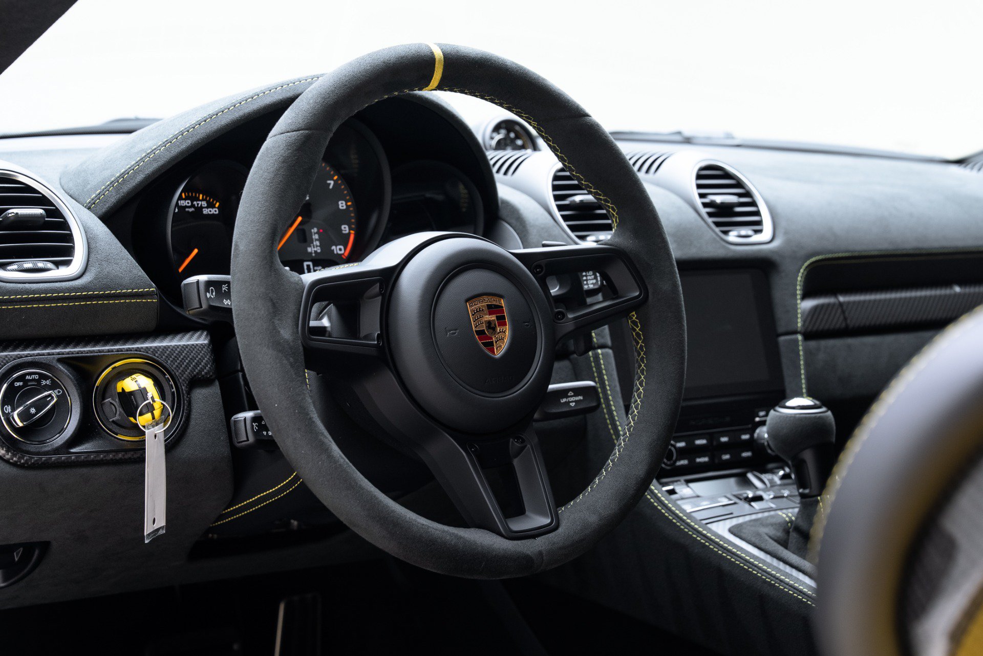 Used 2024 Porsche 718 Cayman GT4 RS RWD image 37
