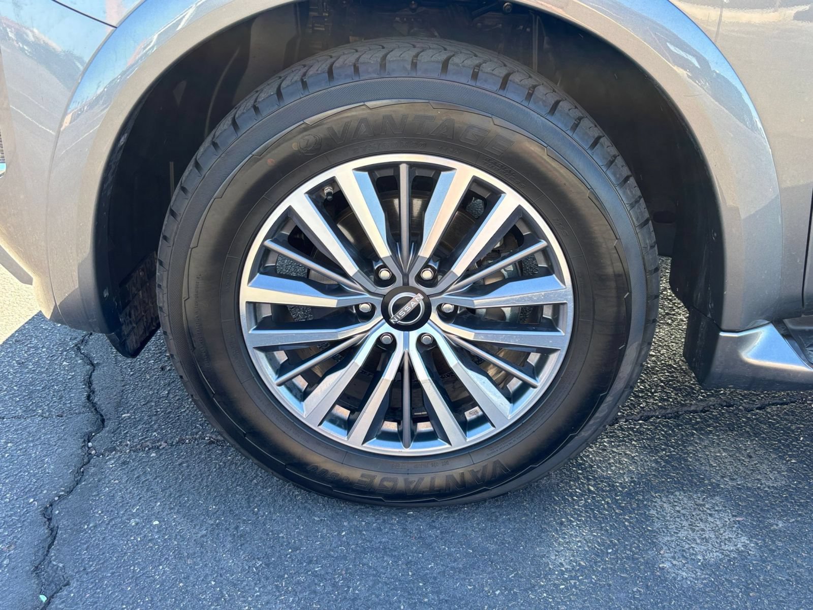 Used 2024 Nissan Armada SL RWD image 34