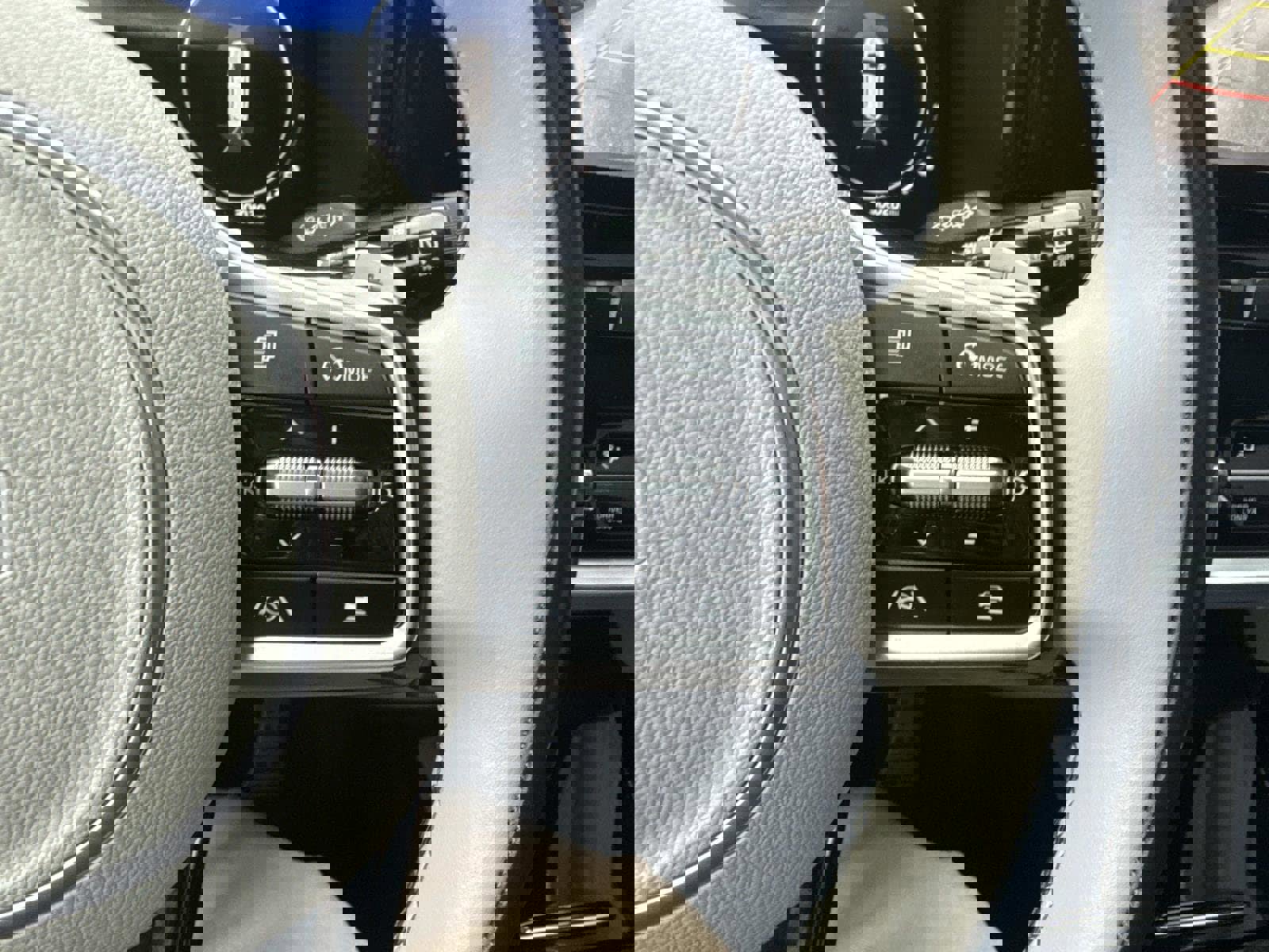 Used 2022 Kia Sorento SX Prestige w/ Panoramic Sunroof Package image 31