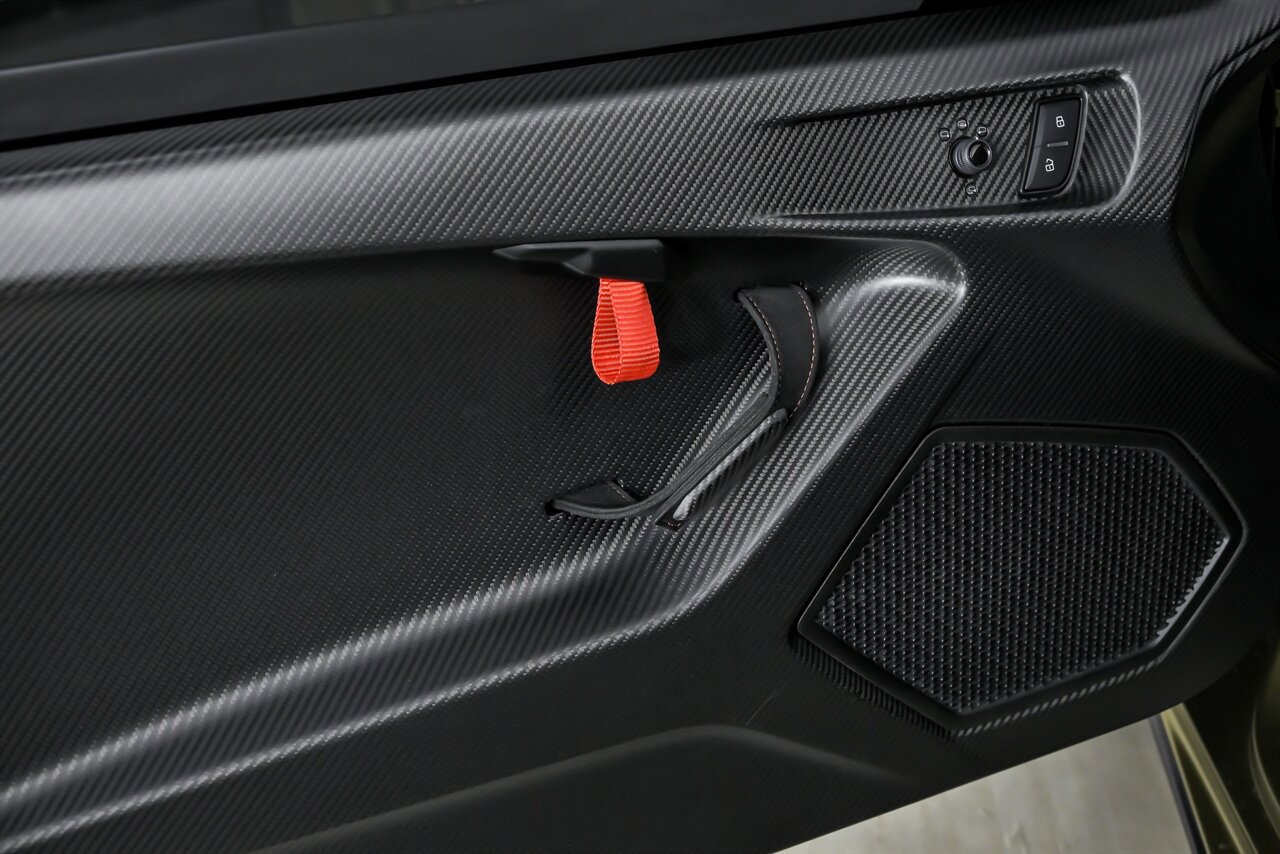 Used 2023 Lamborghini Huracan STO image 16