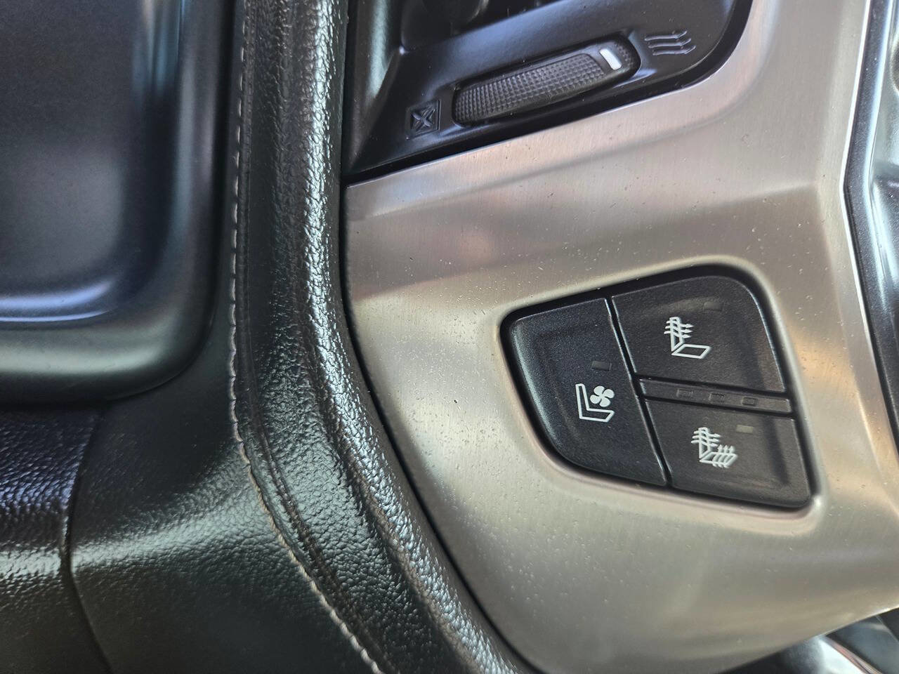 Used 2019 GMC Sierra 2500 Denali image 21