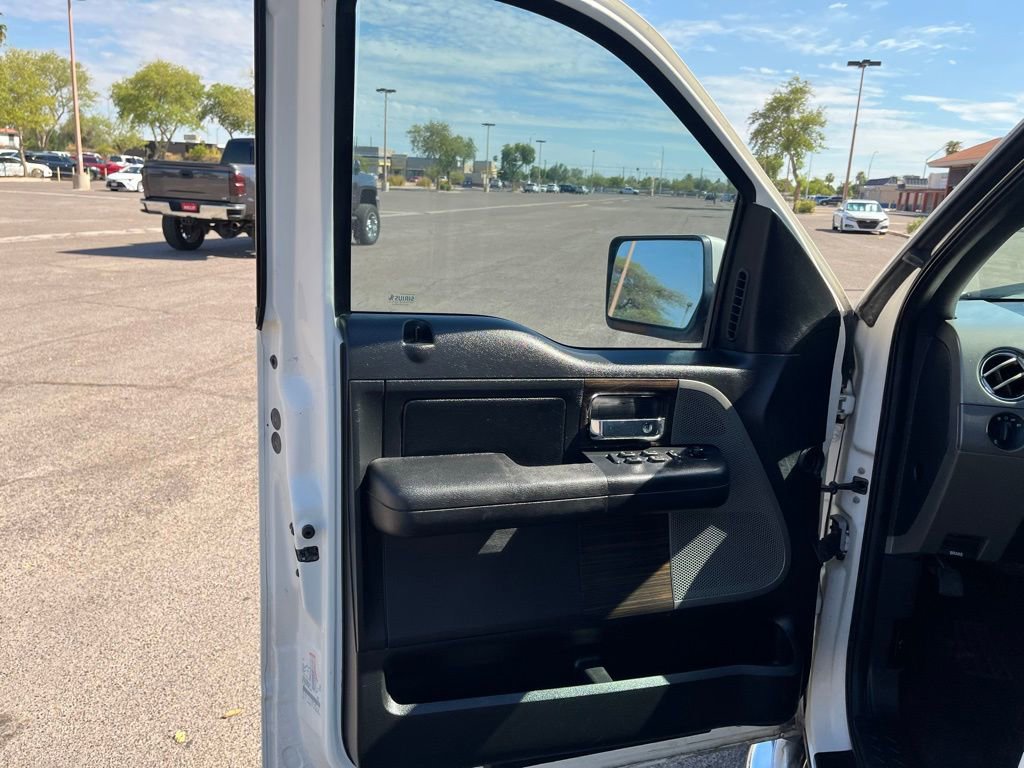 Used 2008 Lincoln Mark LT 2WD image 19