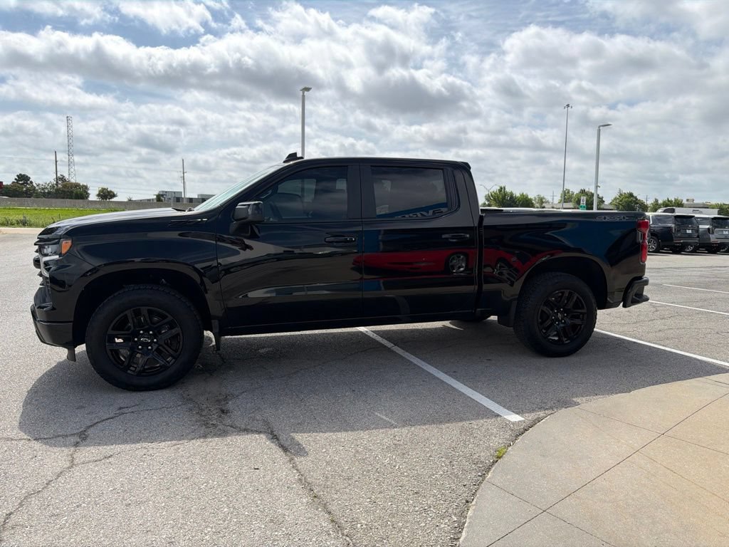 Used 2025 Chevrolet Silverado 1500 RST AWD/4WD image 6
