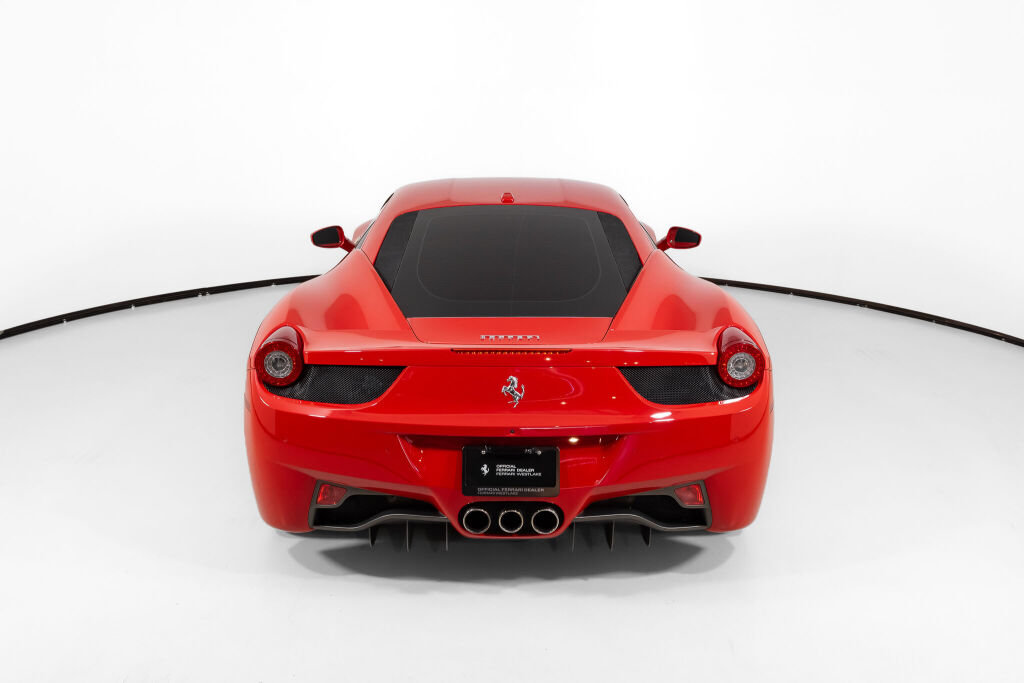 Used 2013 Ferrari 458 Italia Coupe RWD image 18