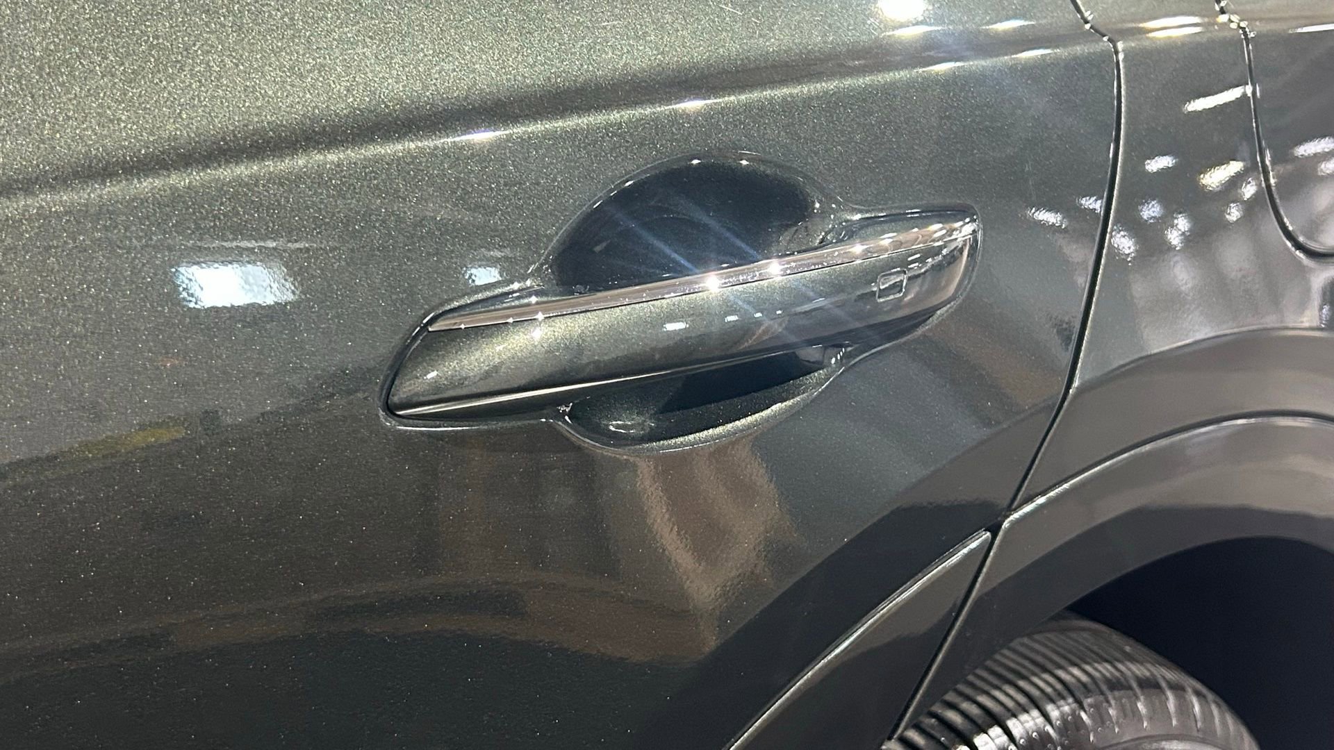 Used 2025 Genesis GV80 2.5T Standard image 21