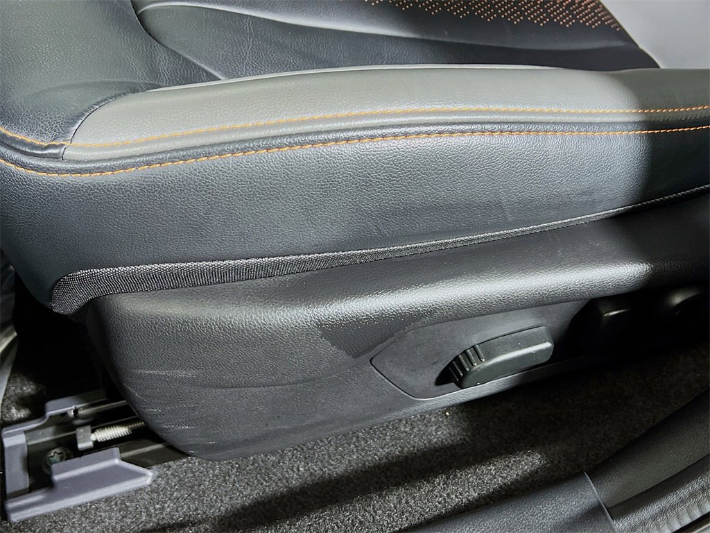 Certified 2025 Subaru Crosstrek 2.5i Limited w/ Popular Package #3A image 18