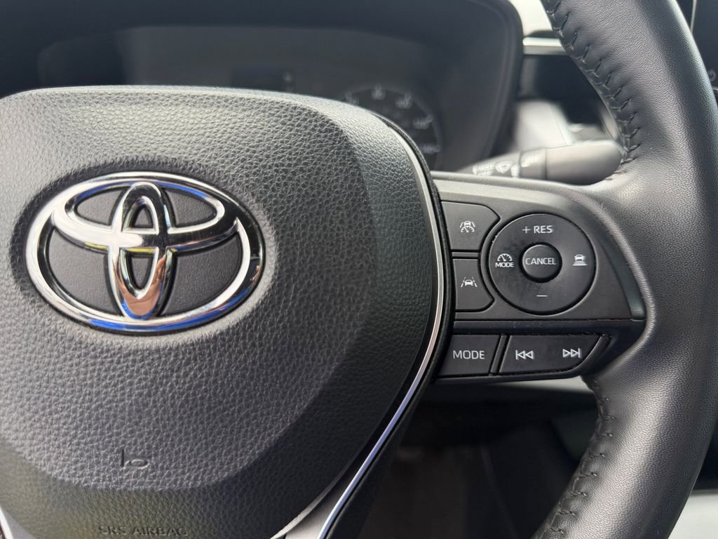 Used 2023 Toyota Corolla SE FWD image 28