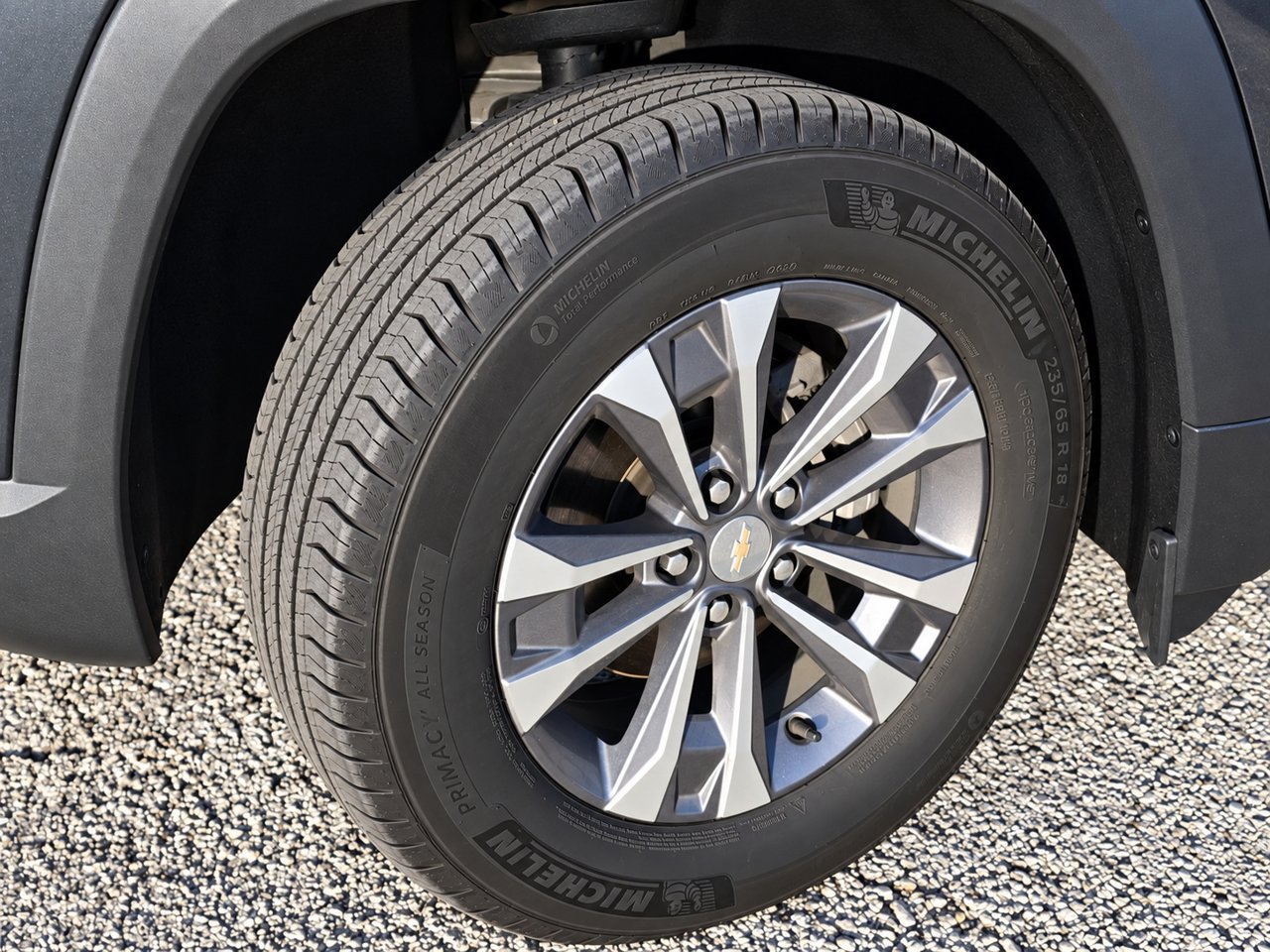 Certified 2026 Chevrolet Equinox LT w/ Convenience Package II AWD/4WD image 8