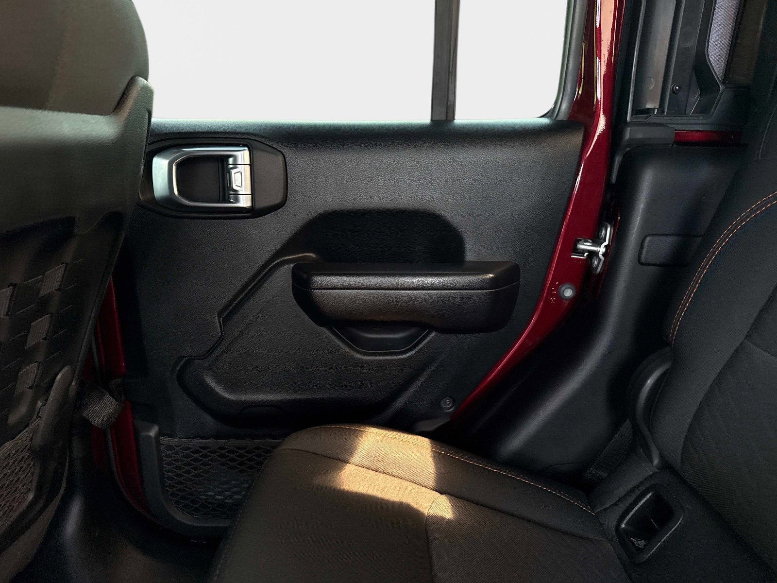 Used 2021 Jeep Gladiator Mojave AWD/4WD image 17