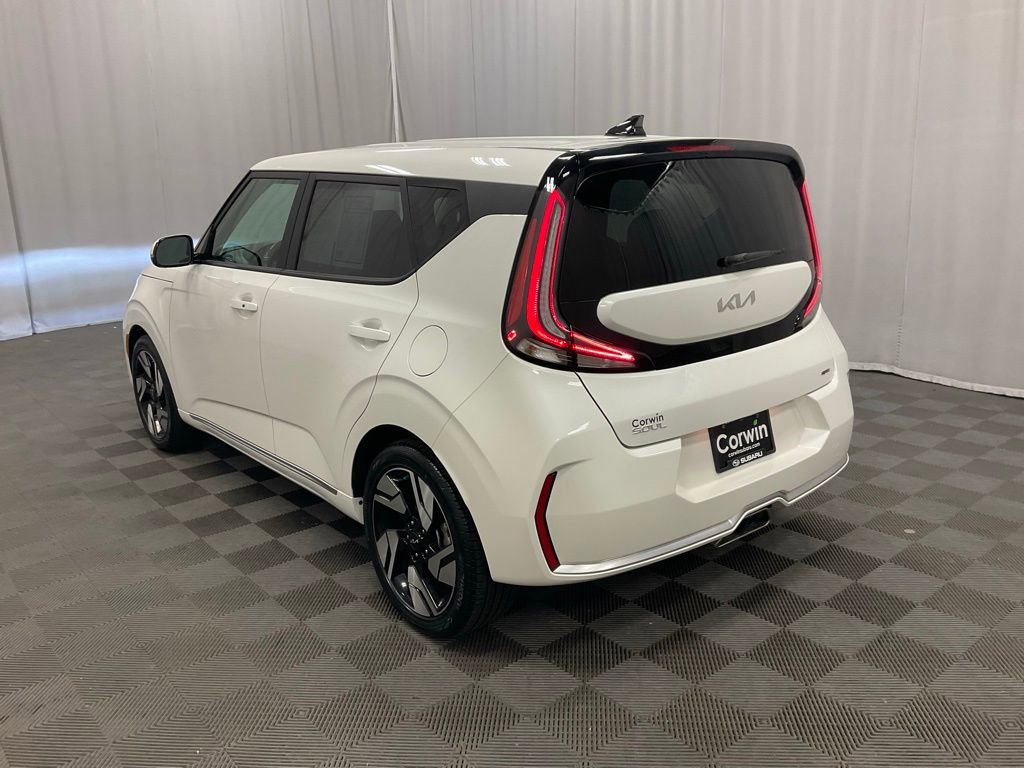 Used 2023 Kia Soul GT-Line w/ GT-Line Technology Package image 8