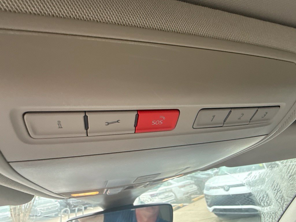 Used 2019 Volkswagen Atlas SEL FWD image 22