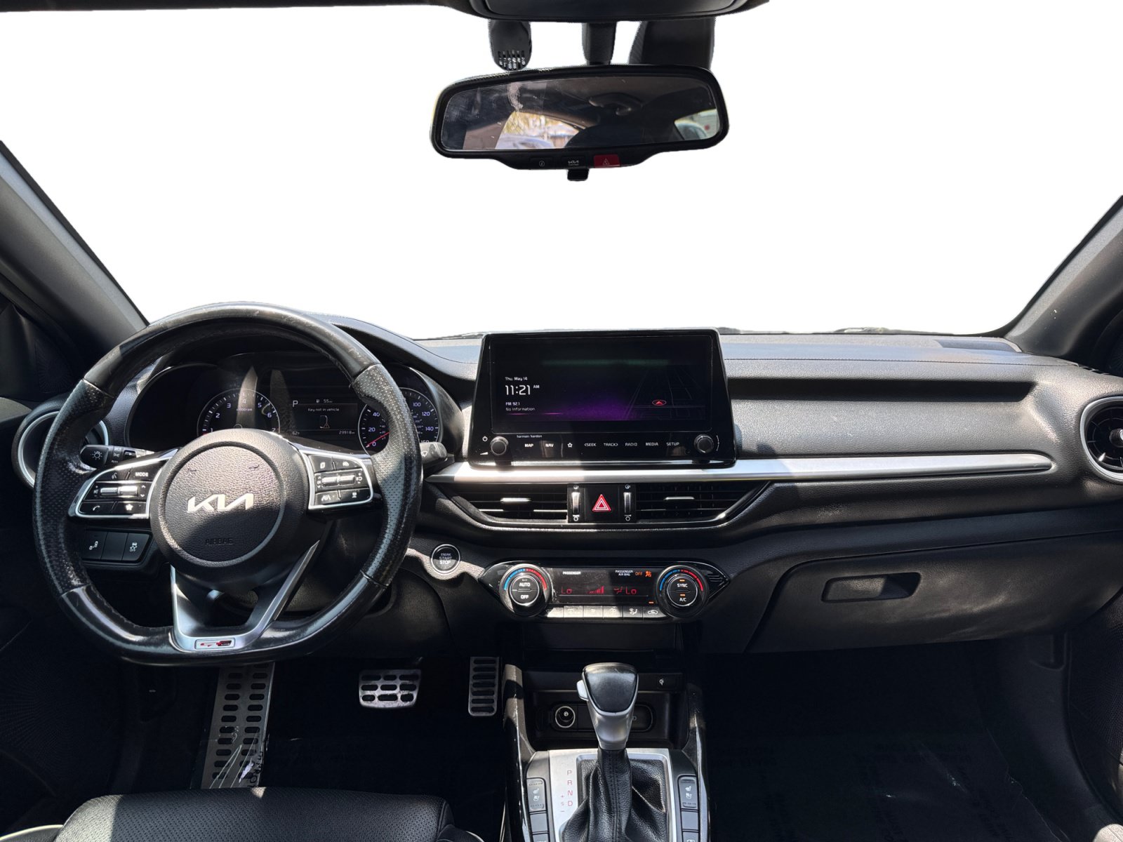Used 2023 Kia Forte GT-Line w/ GT-Line Premium Package FWD image 10