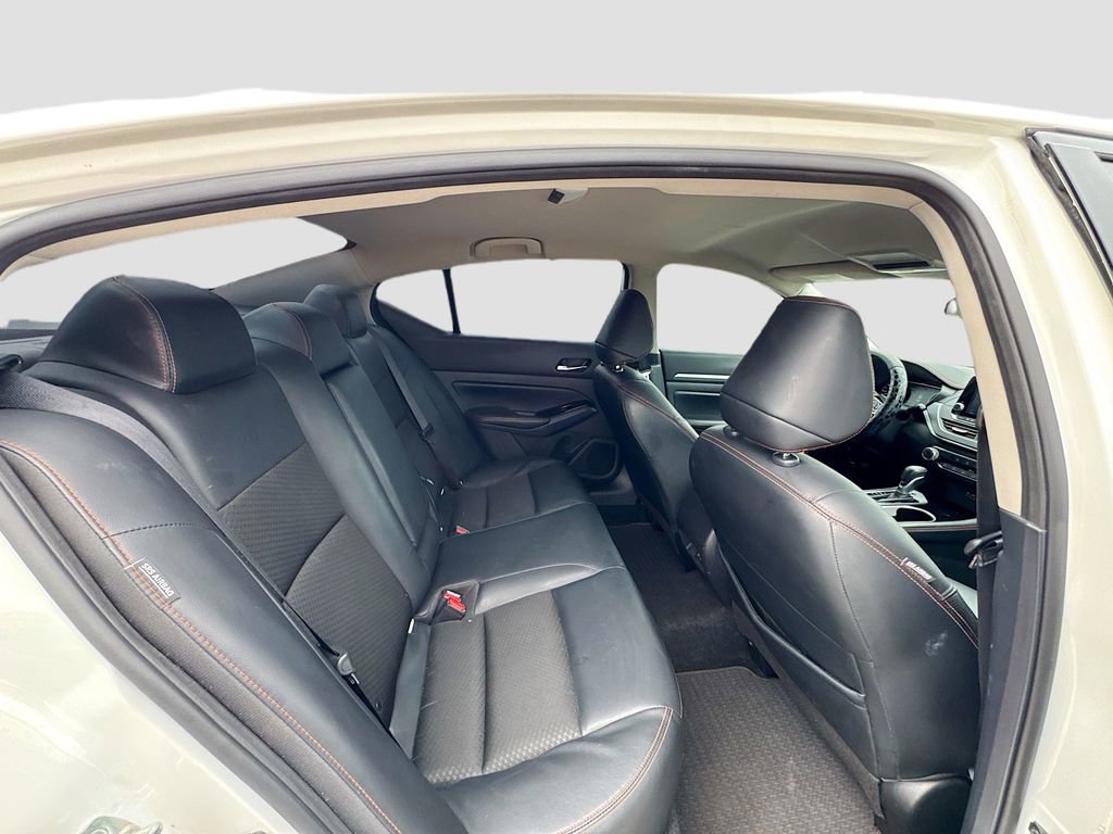 Used 2024 Nissan Altima 2.5 SR FWD image 20