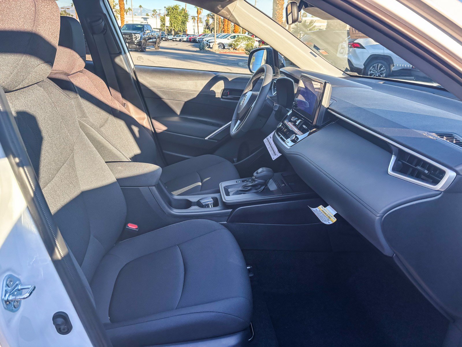 New 2026 Toyota Corolla Cross LE w/ Moonroof Package FWD image 19