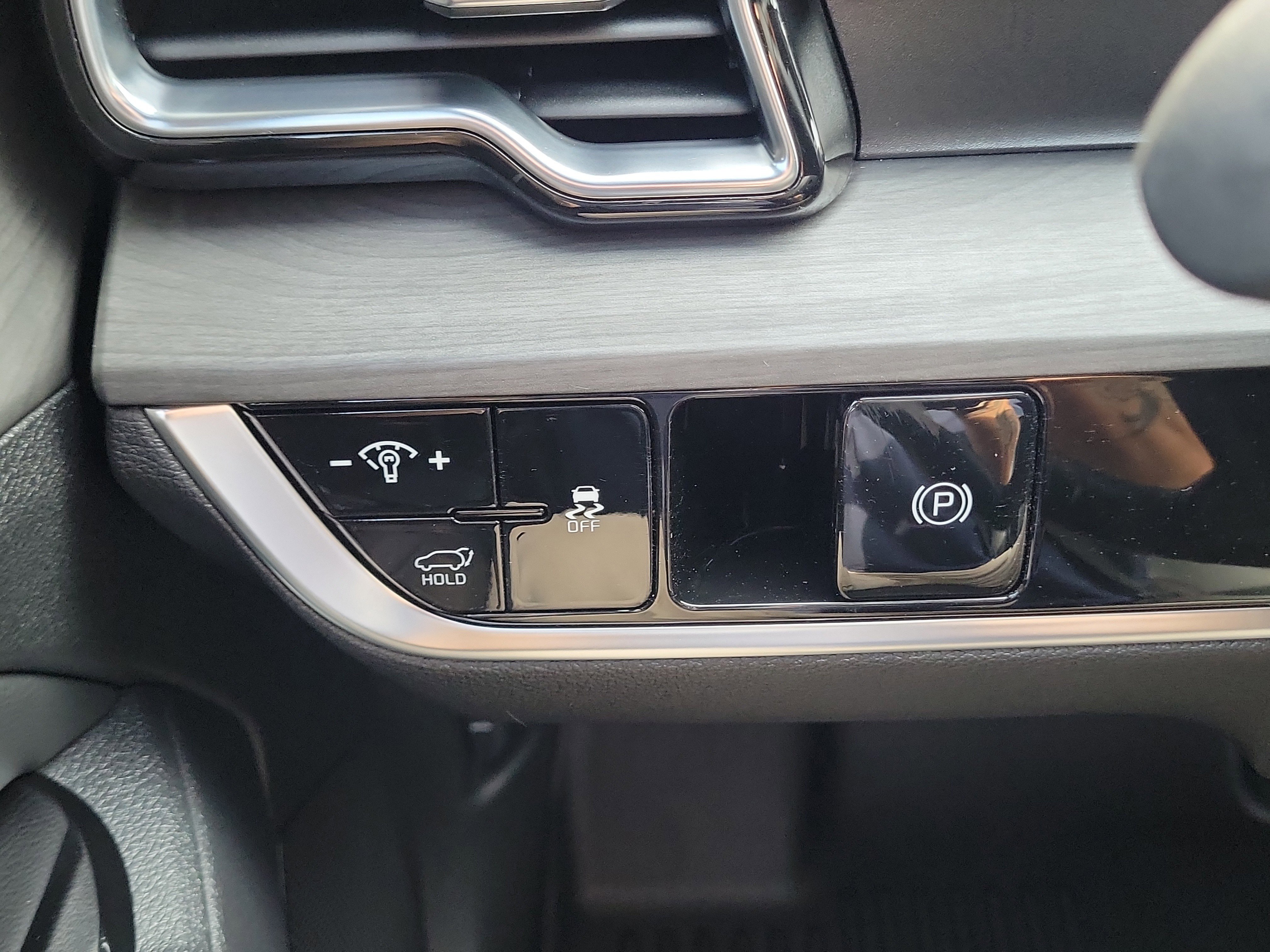 Certified 2024 Kia Sportage X-Line w/ X-Line Premium Package AWD/4WD image 26
