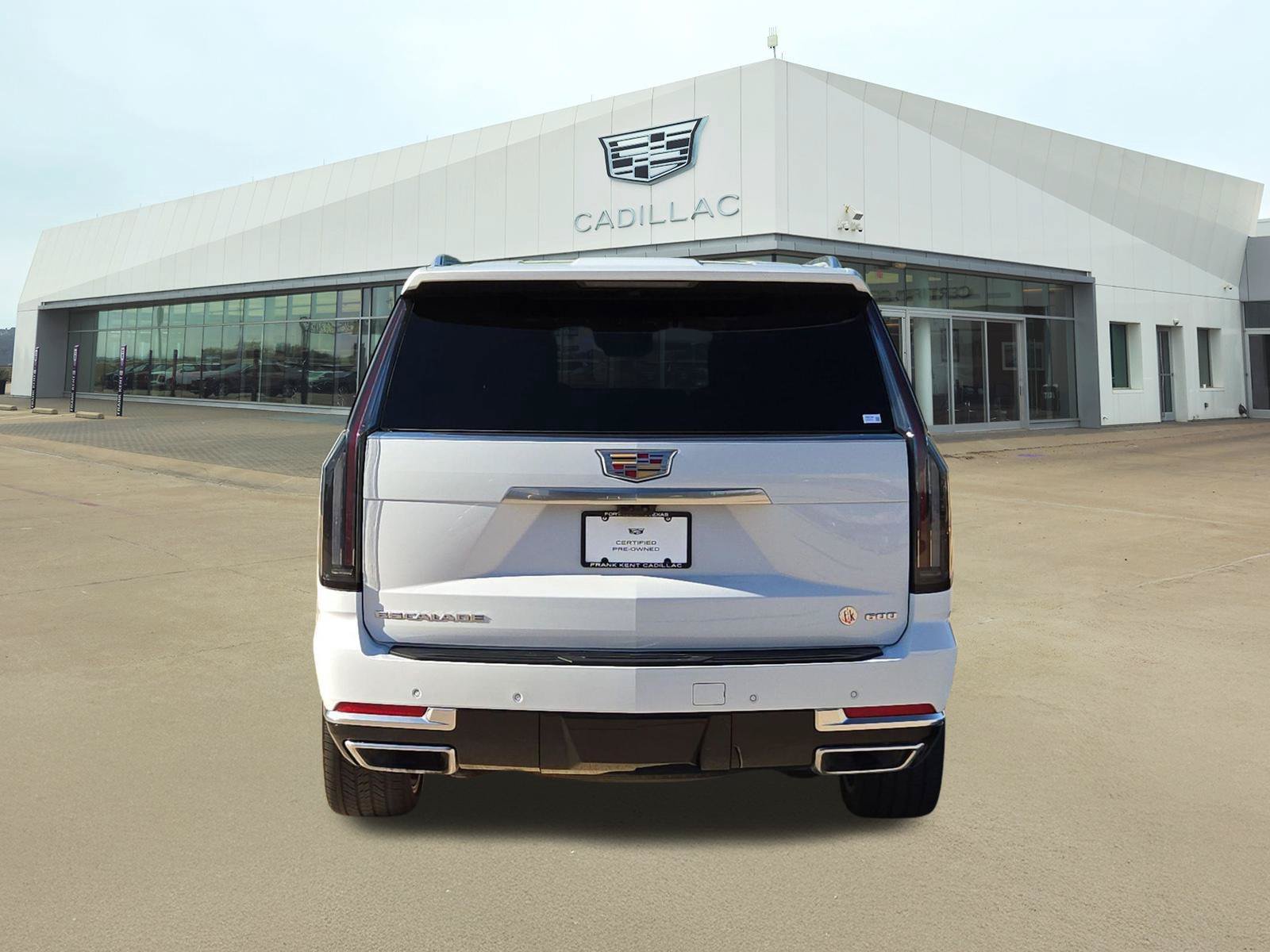 Used 2026 Cadillac Escalade Platinum Luxury w/ LPO, Floor Liner Package AWD/4WD image 5