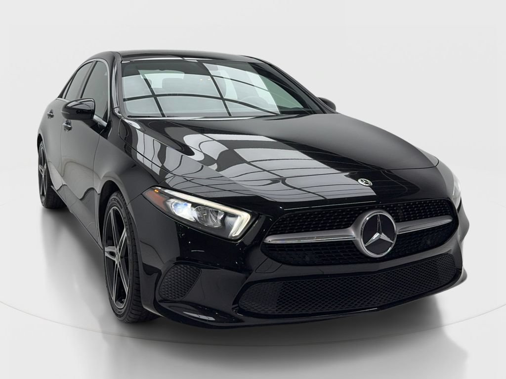 Used 2022 Mercedes-Benz A 220 image 2