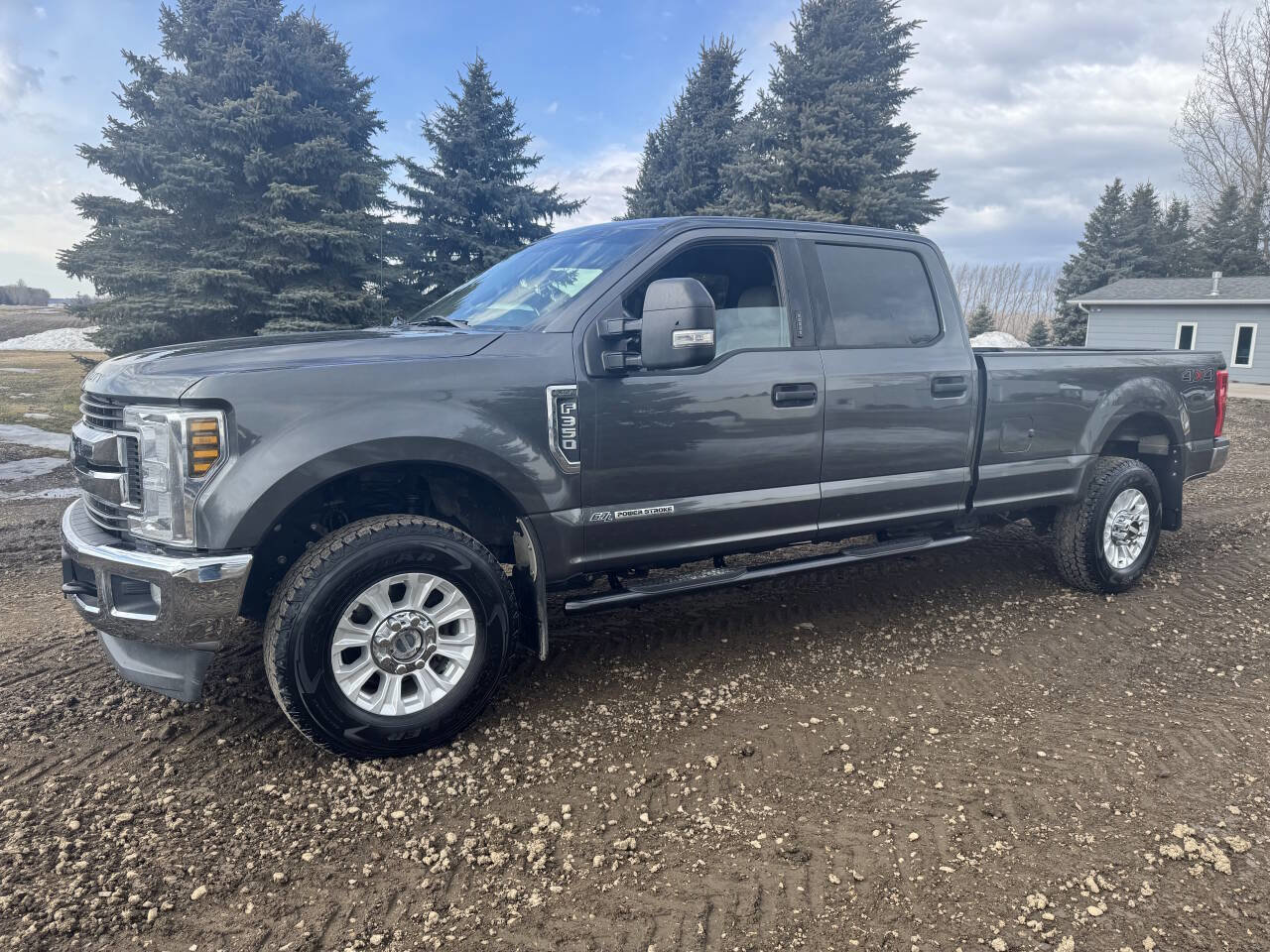 Used 2019 Ford F350 XLT w/ XLT Value Package image 4