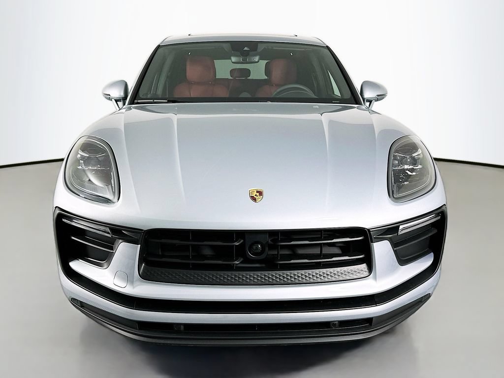 New 2026 Porsche Macan AWD/4WD image 6