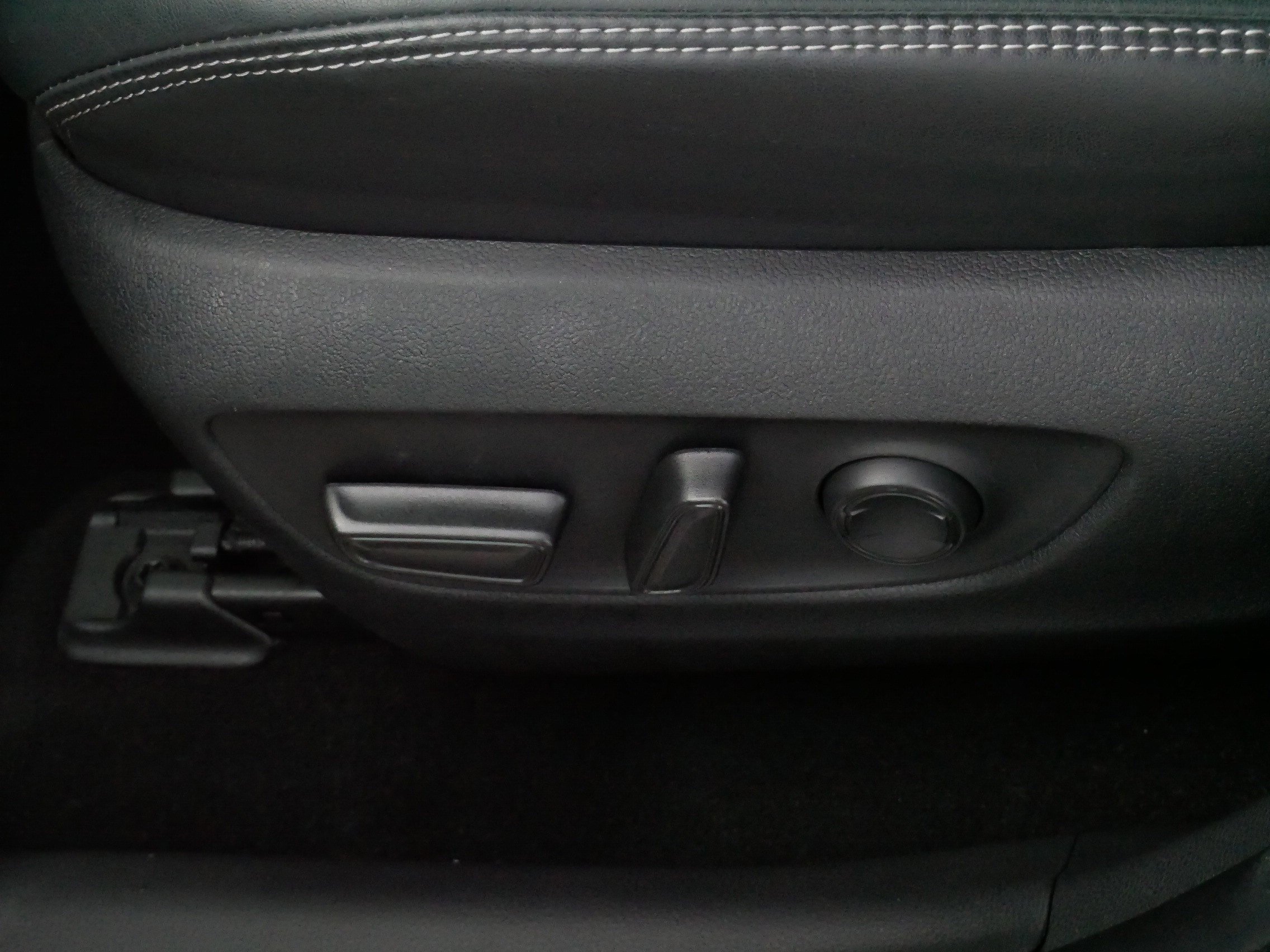 Certified 2025 Toyota RAV4 XLE Premium image 20