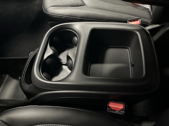 New 2026 Chrysler Pacifica Select w/ S Appearance Package image 19