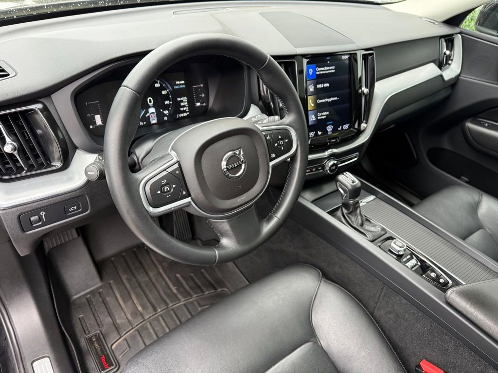 Used 2019 Volvo XC60 T5 Momentum image 15