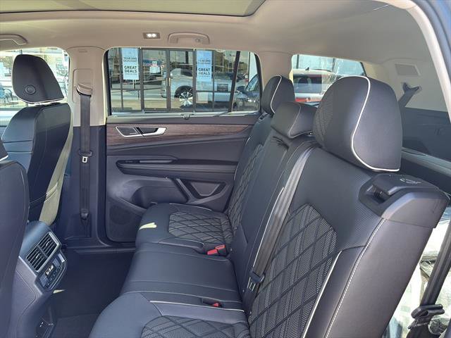 New 2026 Volkswagen Atlas SEL Premium R-Line image 15