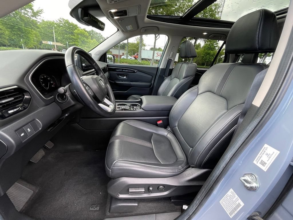 Certified 2025 Honda Pilot Touring image 26