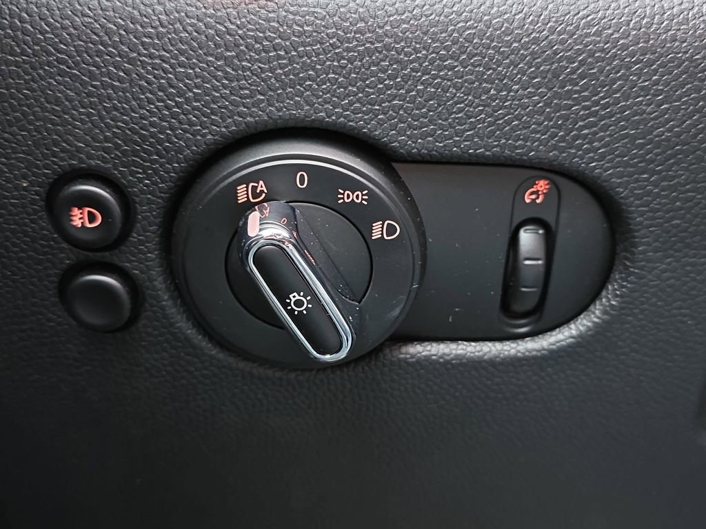 Used 2021 MINI Cooper S w/ Sidewalk Package image 28