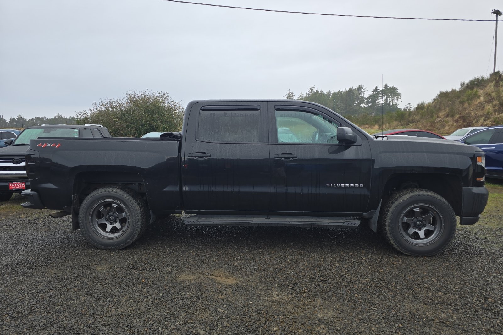 Used 2018 Chevrolet Silverado 1500 Custom w/ Custom Value Package AWD/4WD image 4