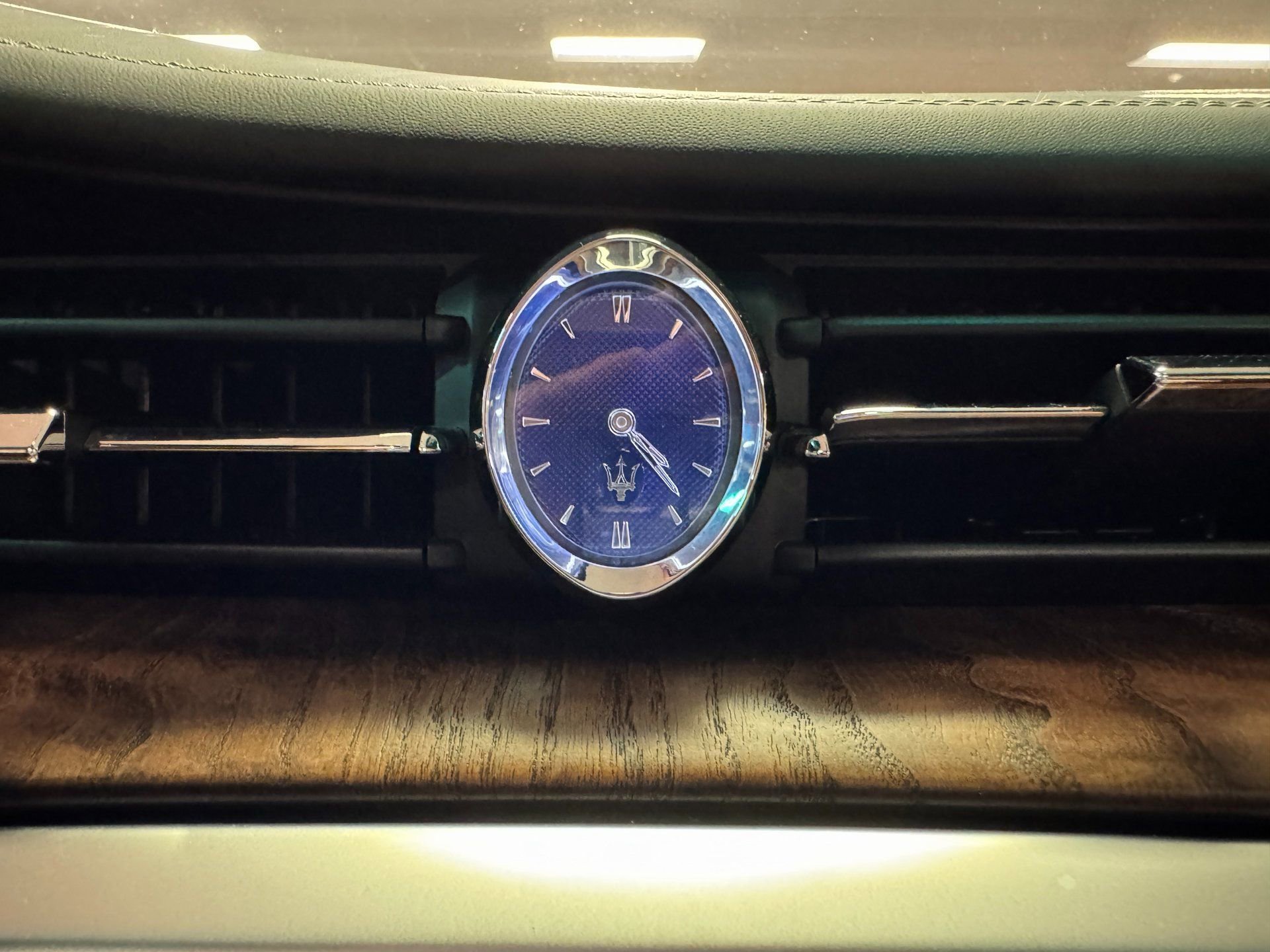 Used 2014 Maserati Quattroporte GTS image 41