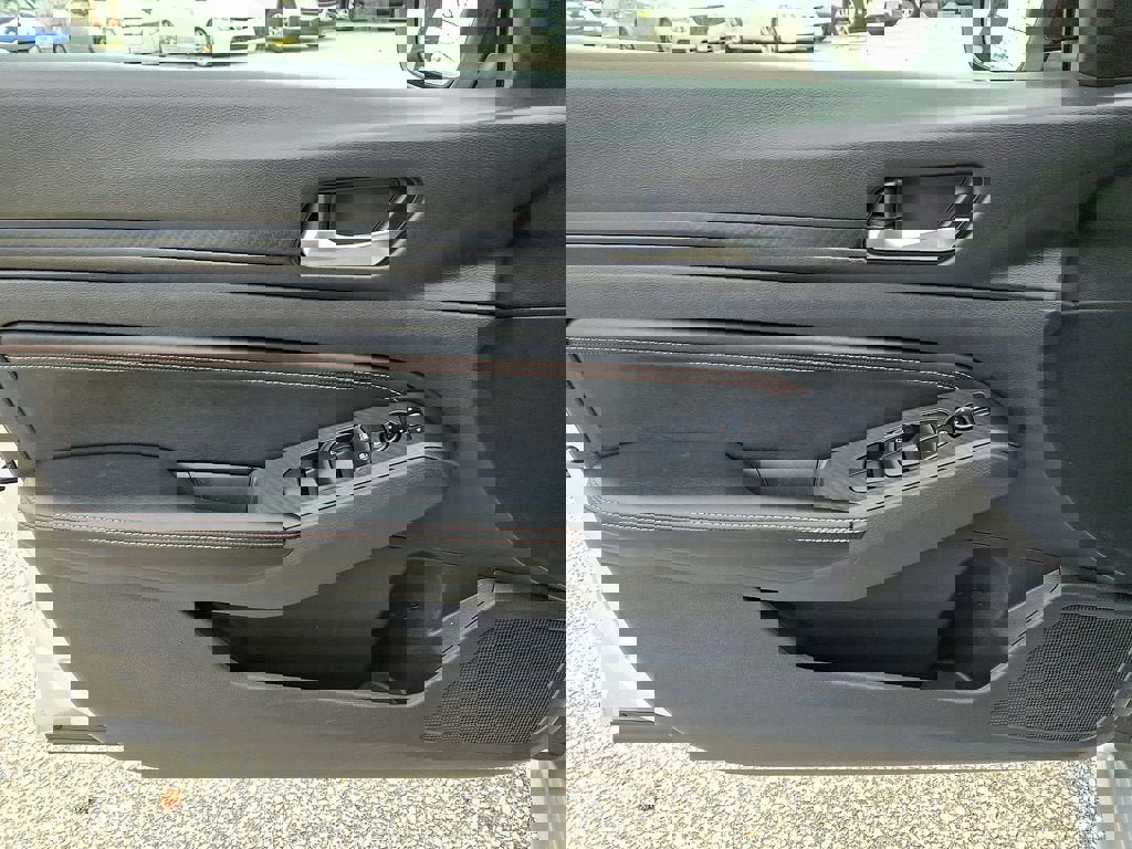 Used 2019 Nissan Altima 2.5 SR image 14