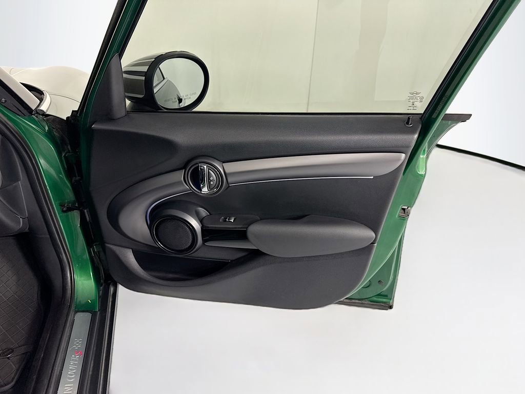 Used 2023 MINI Cooper S image 26