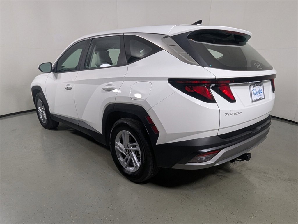 Certified 2025 Hyundai Tucson SE image 5