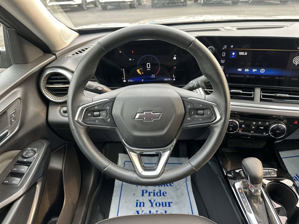 Used 2024 Chevrolet Trax ACTIV w/ Sunroof Package image 14