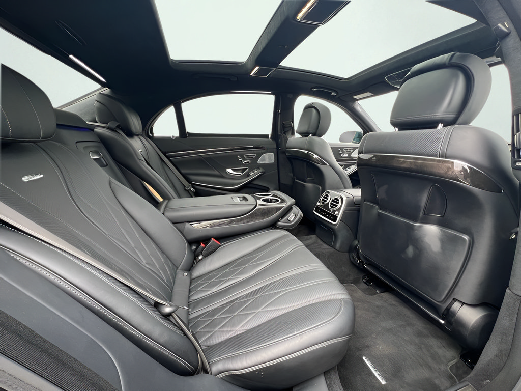 Used 2015 Mercedes-Benz S 63 AMG 4MATIC Sedan image 30