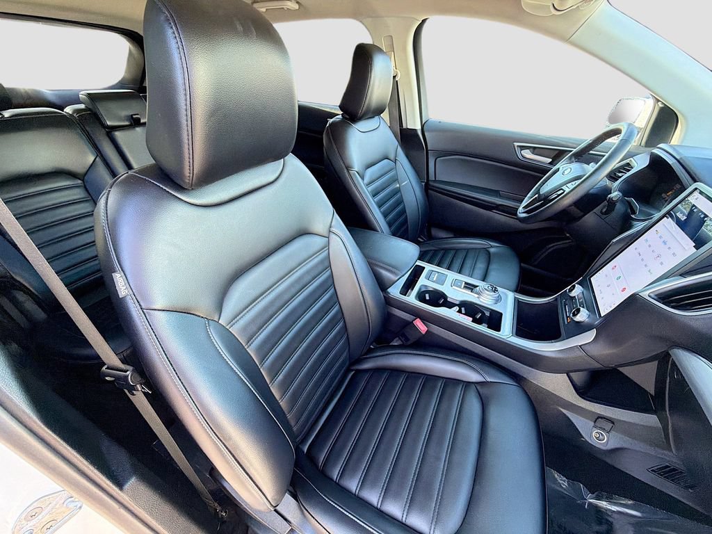 Used 2022 Ford Edge SEL AWD/4WD image 13