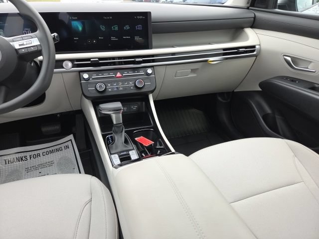 Certified 2026 Hyundai Tucson SE AWD/4WD image 17