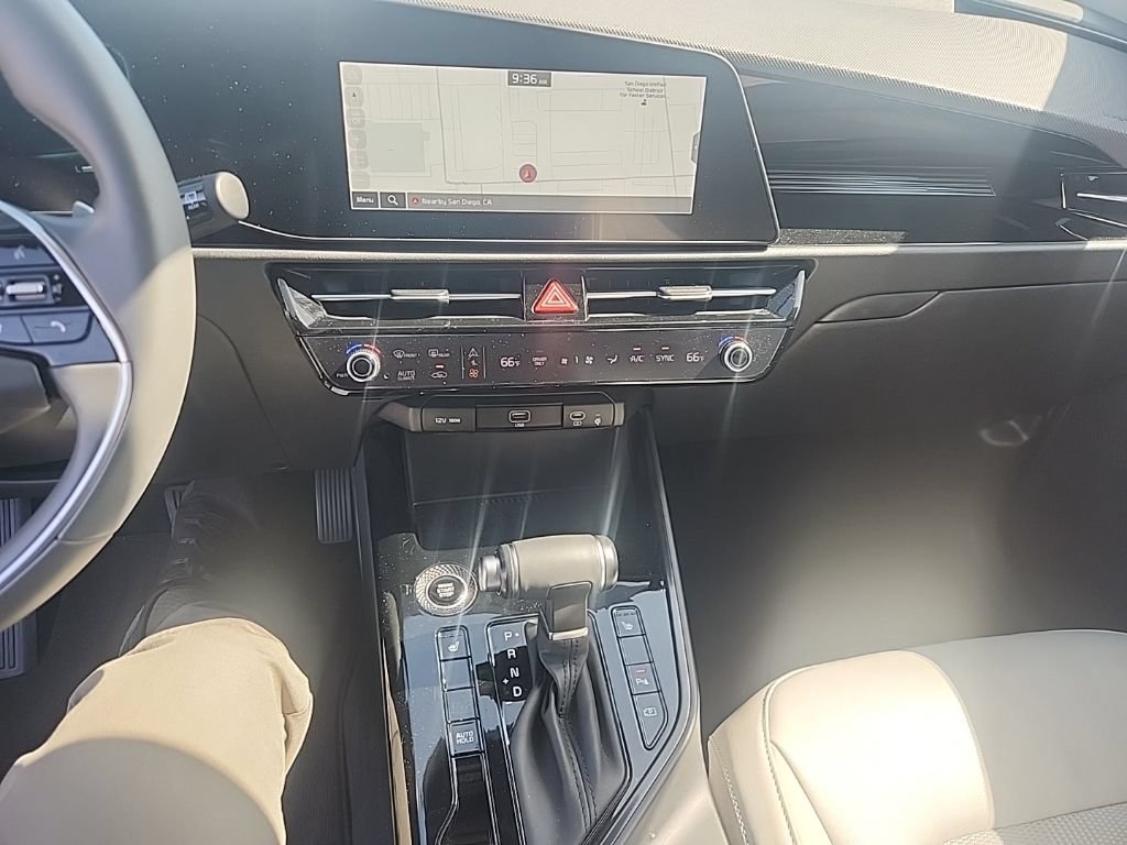 Certified 2023 Kia Niro EX FWD image 23