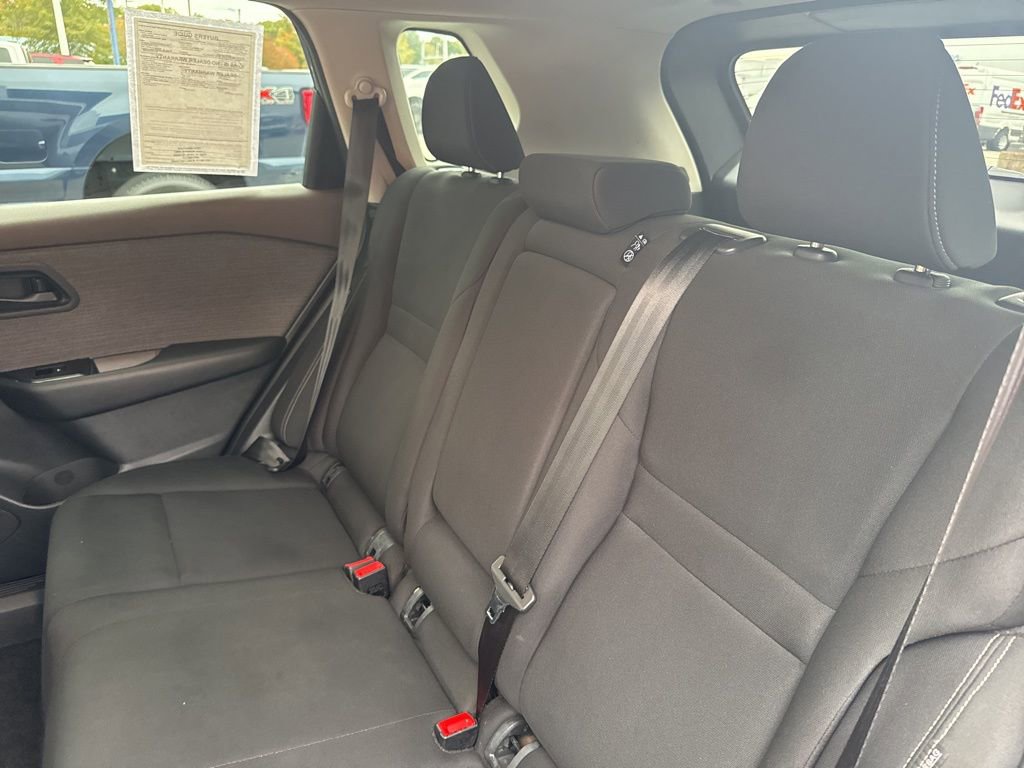 Used 2023 Nissan Rogue S image 29