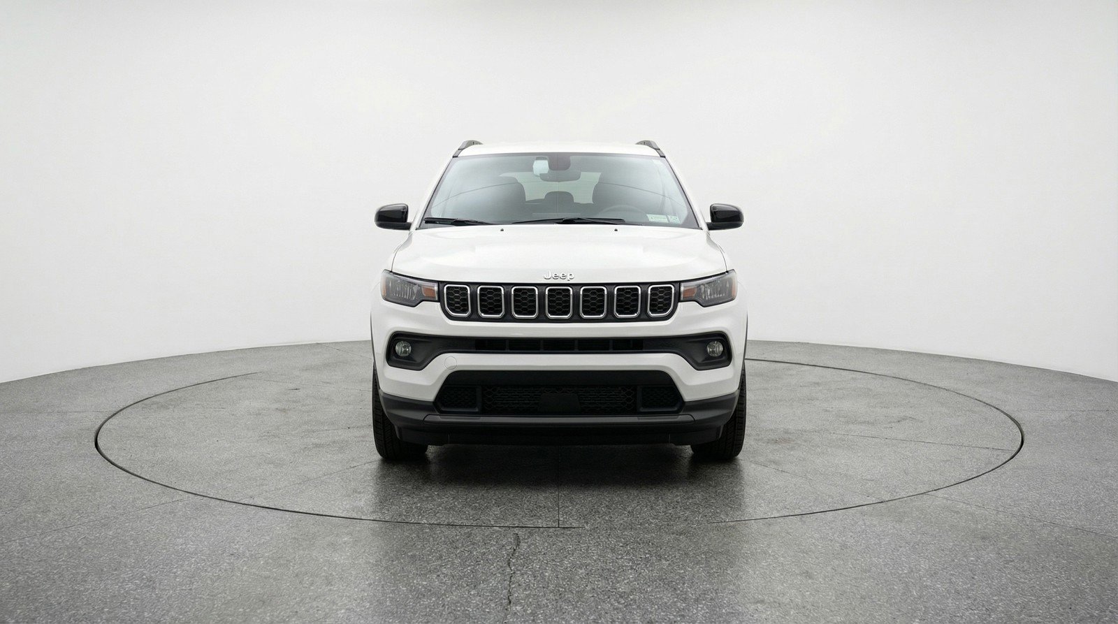 Used 2025 Jeep Compass Latitude image 2