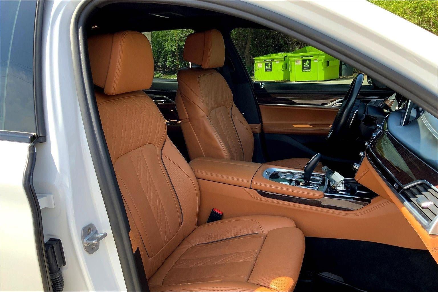 Used 2019 BMW 750i xDrive w/ Executive Package AWD/4WD image 7