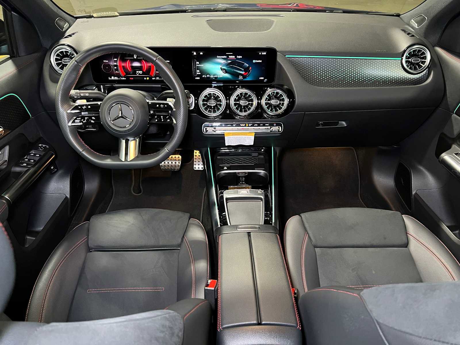 Used 2025 Mercedes-Benz GLA 250 4MATIC image 42