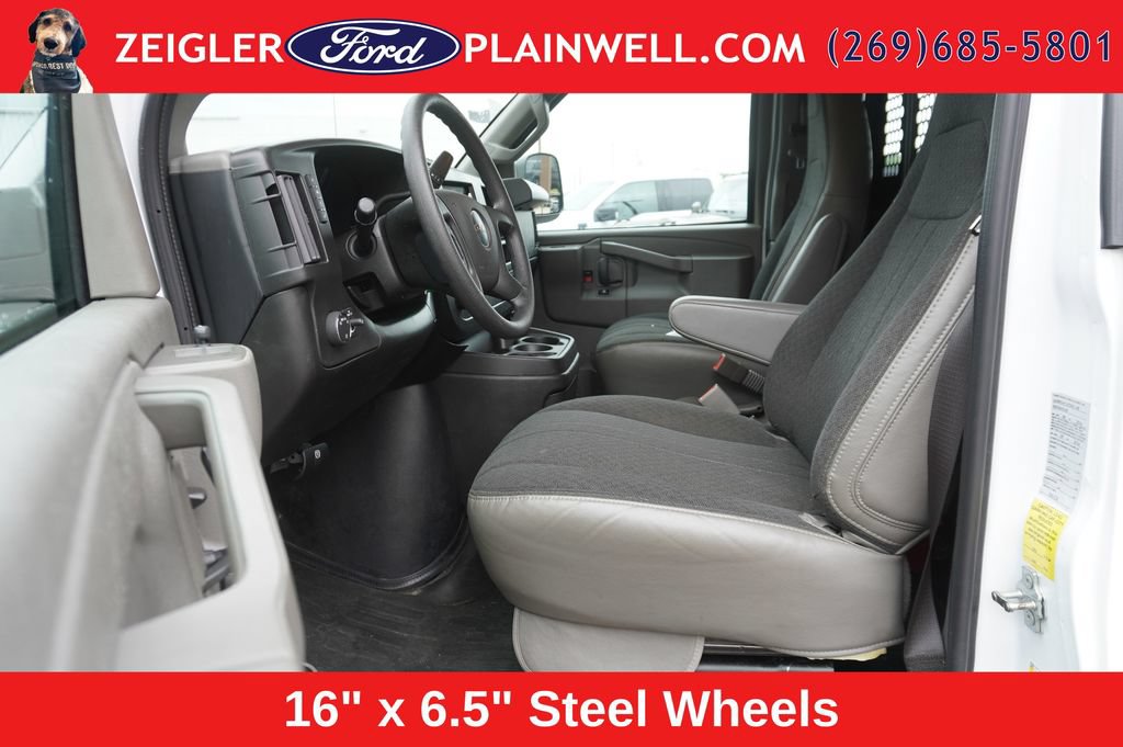 Used 2024 GMC Savana 2500 w/ Driver Convenience Package RWD image 11
