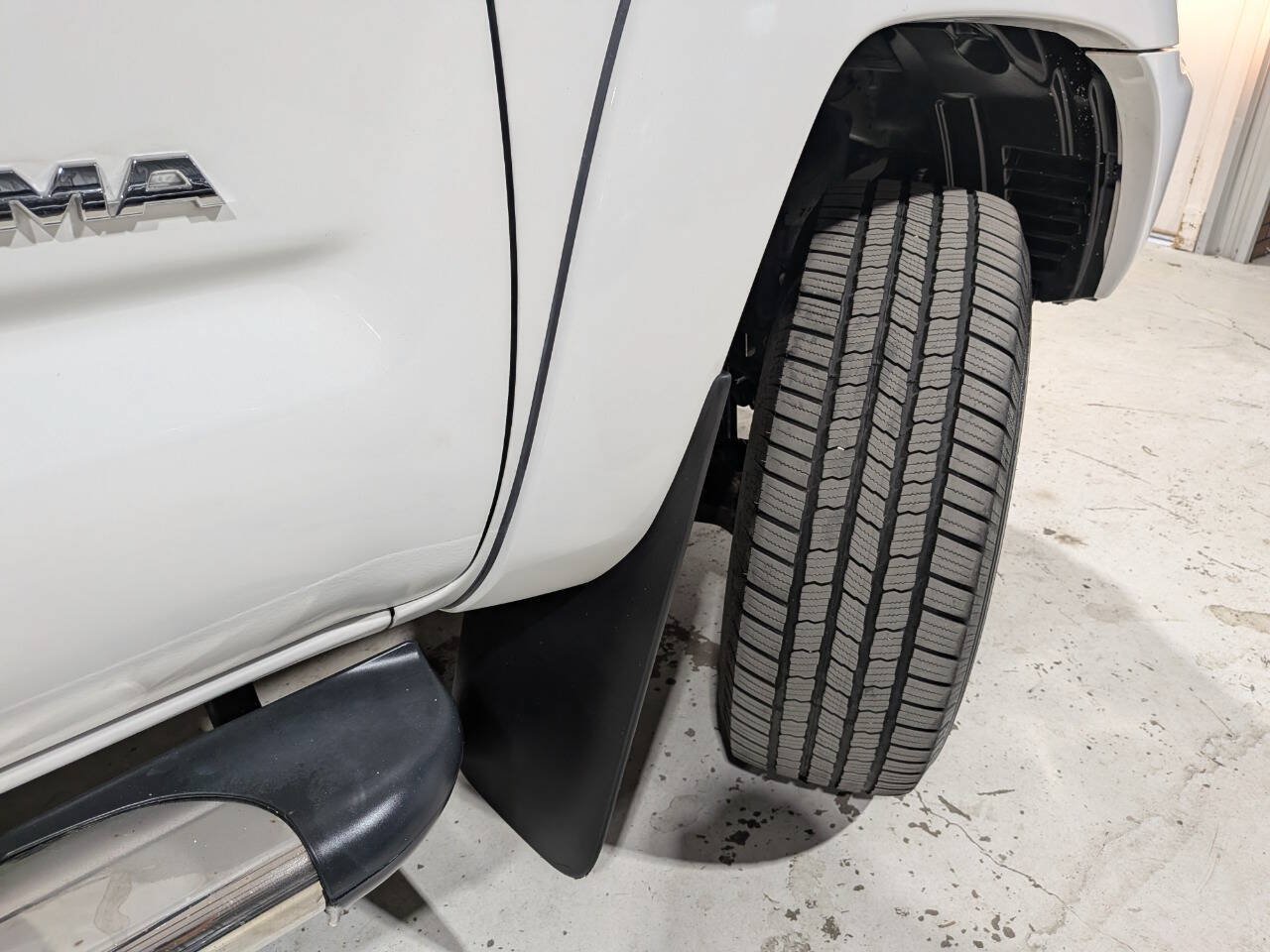 Used 2015 Toyota Tacoma PreRunner w/ TRD Sport Package RWD image 37