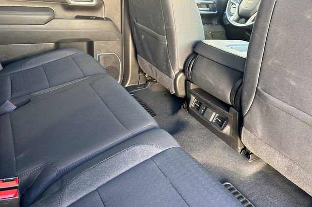 Used 2025 Chevrolet Silverado 2500 LT w/ Convenience Package image 18