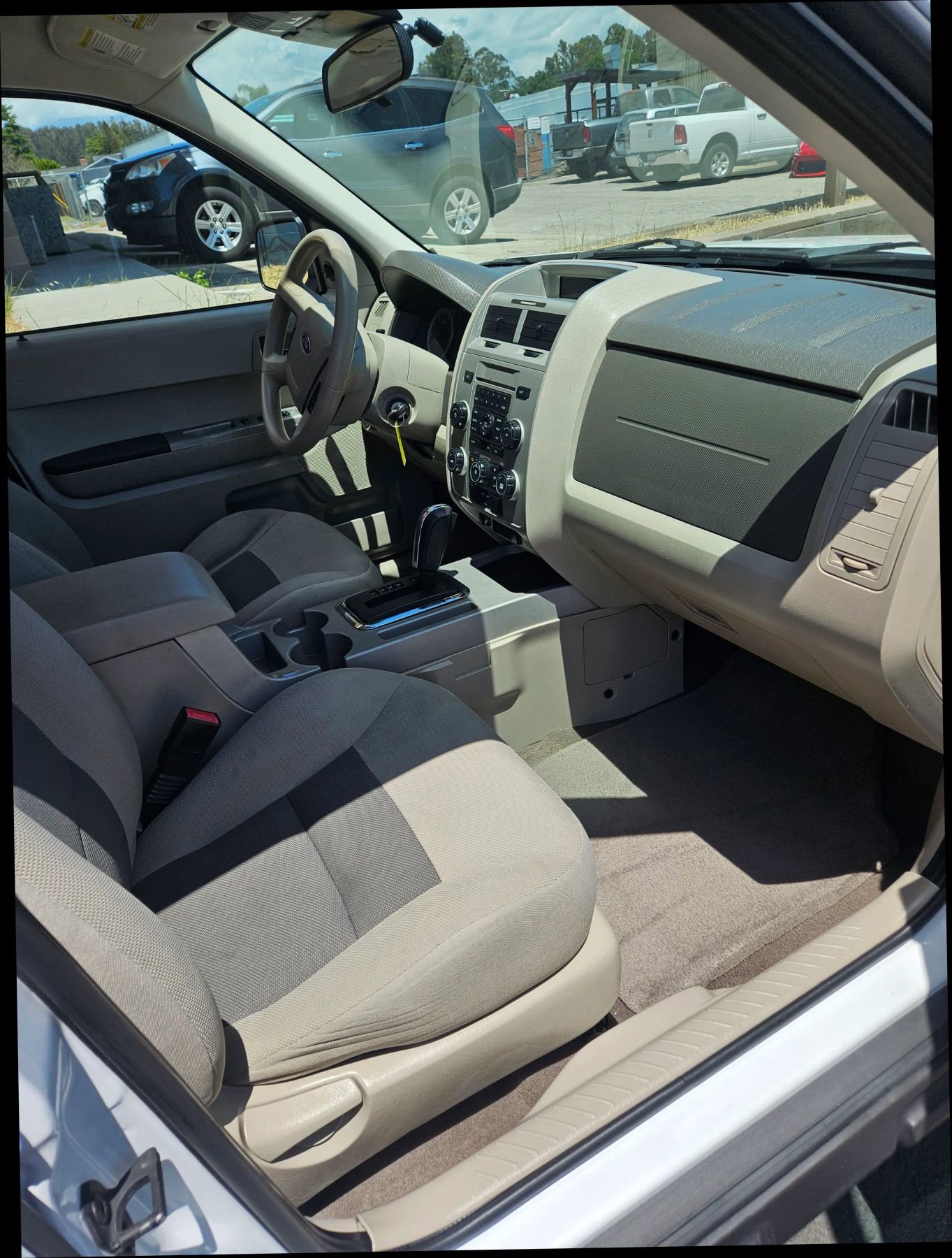 Used 2008 Ford Escape 2WD Hybrid image 10